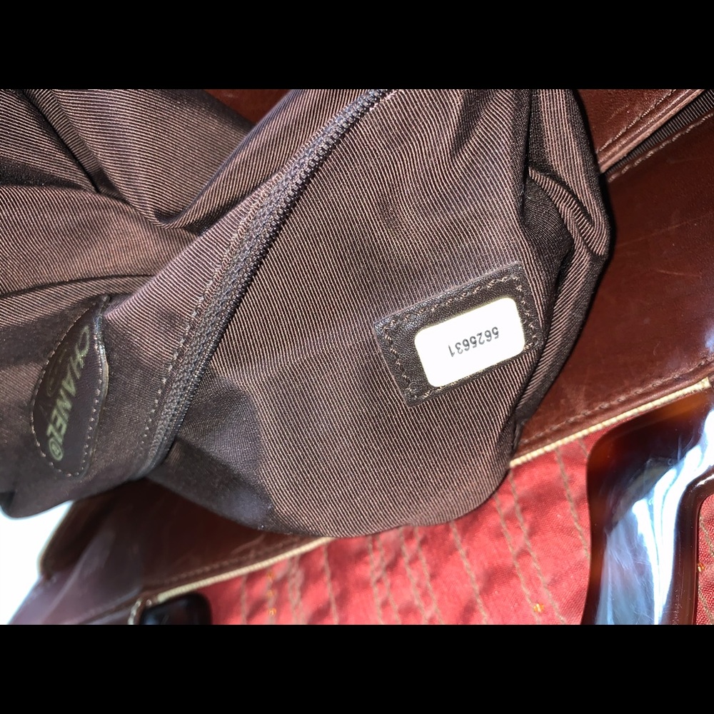 Chanel clutch - Picture 5 of 8